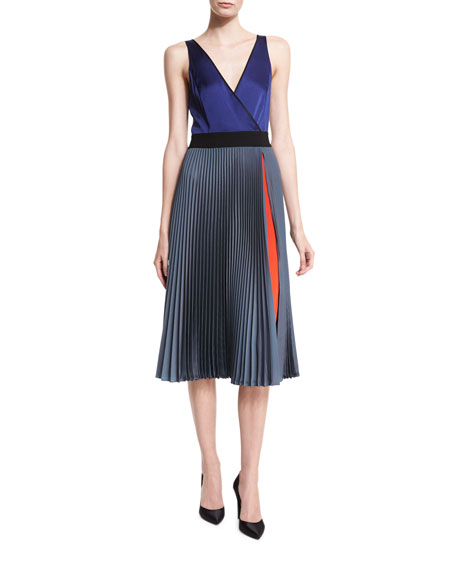 Diane von Furstenberg Sleeveless V-Neck 